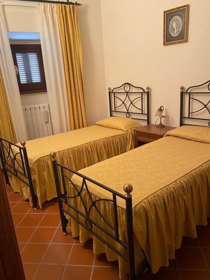 Villa Con Piscina "La Dogana Di Spoleto " 산타나톨리아디나르코 외부 사진
