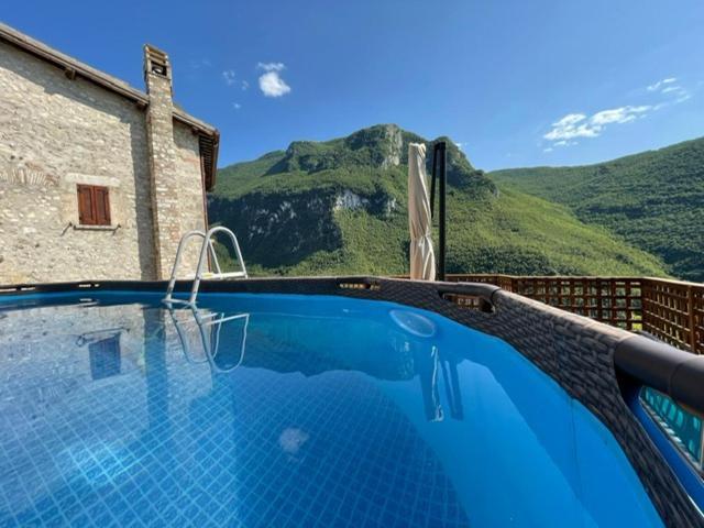 Villa Con Piscina "La Dogana Di Spoleto " 산타나톨리아디나르코 외부 사진
